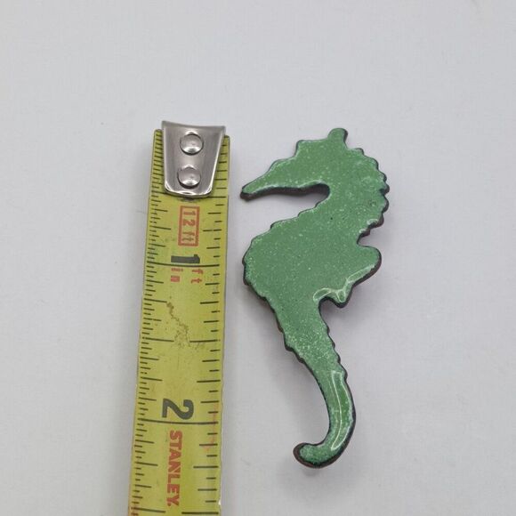 Handmade Vintage Seahorse Brooch Pin Green Enamel on Copper 2.25" MCM Estate - Picture 3 of 4